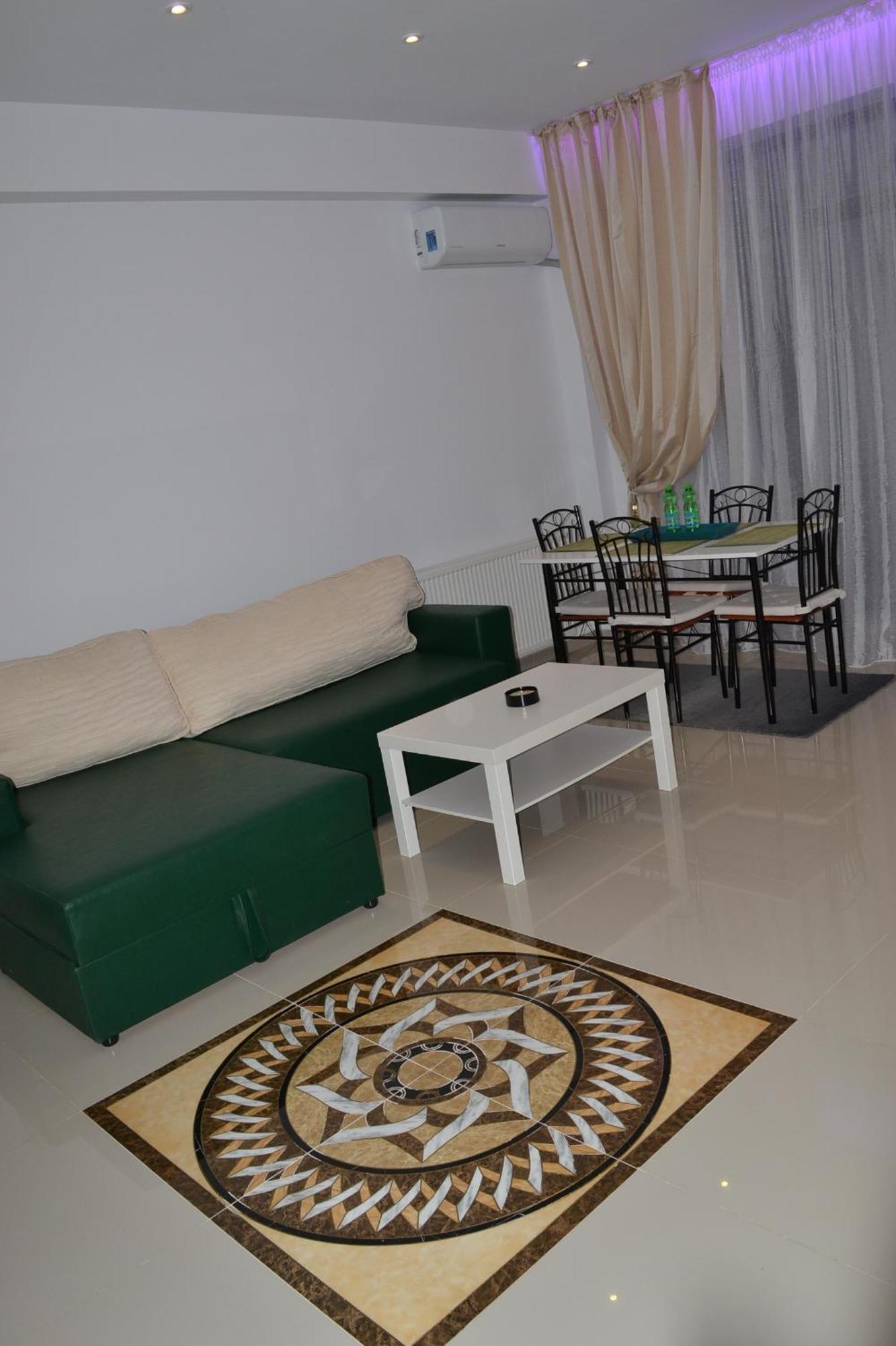 Park Apartment